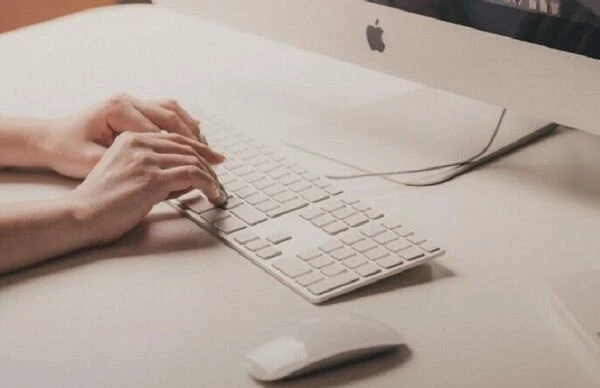 Máy mài góc sử dụng